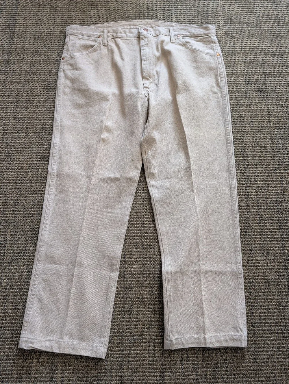 Wrangler Cowboy Cut Jeans Mens 42x28 Tan Excellent 13MWZTN Straight Leg Denim